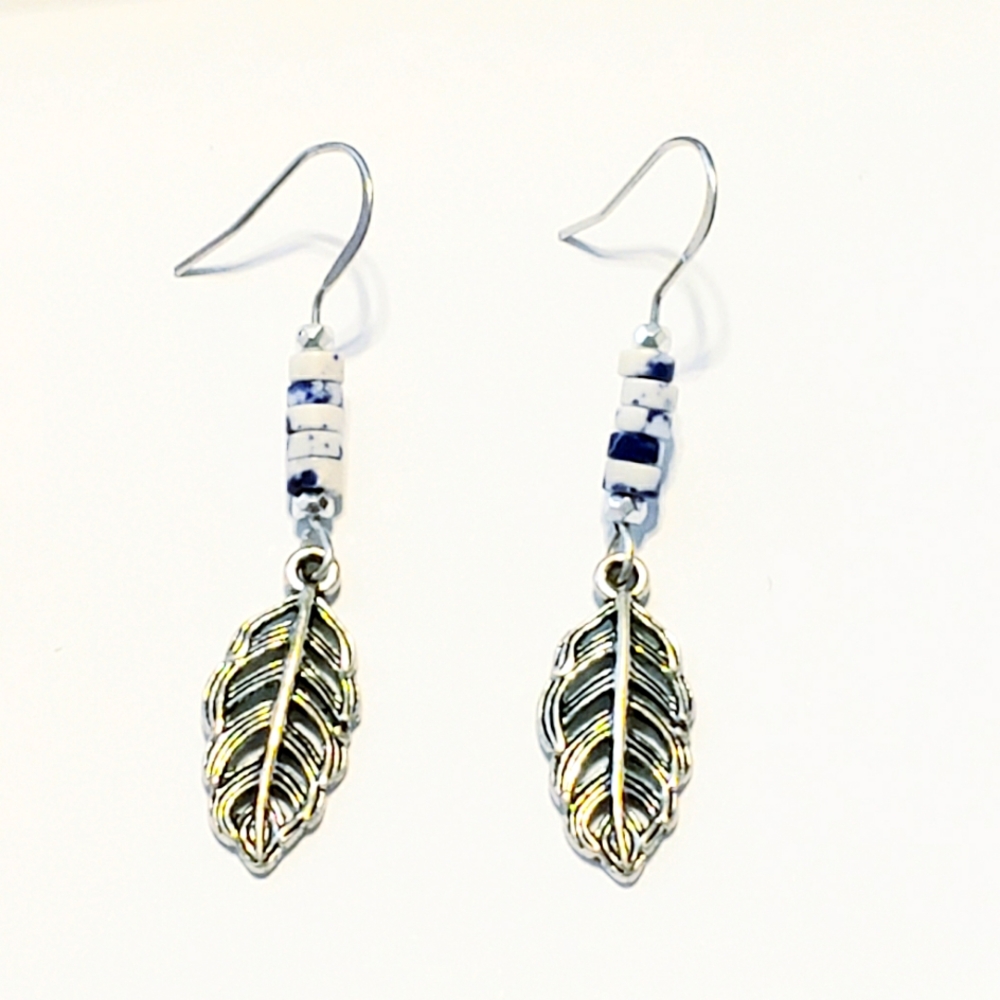 3/$25 💙💙💙BEAUTIFUL HANDMADE EARRINGS